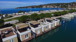 Bivalna plovila Marina Lux